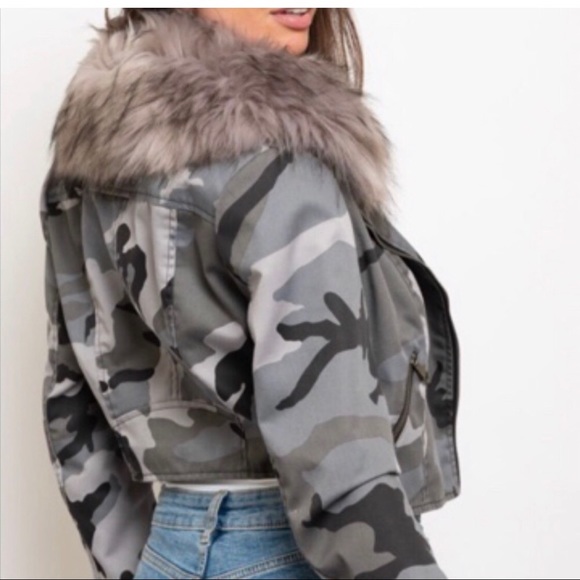 Coalition L.A. : Camouflage Cropped Jacket. Multiple Sizes: S,M,L, XL - Picture 3 of 15